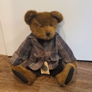 Boyds 16" Plush Mocha Bear WESLEY BEARIMORE Archive Collection Suit & Tie